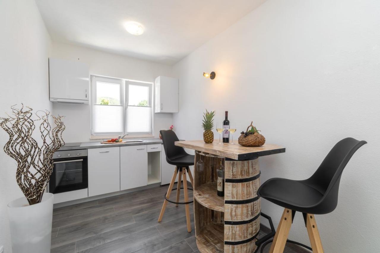 Maloa One Bedroom Apartment Smokvica  Екстериор снимка